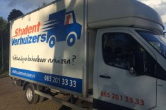 verhuiswagen-met-professionele-verhuismaterialen